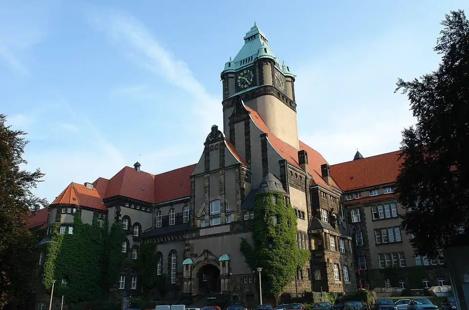 TU Dresden campus